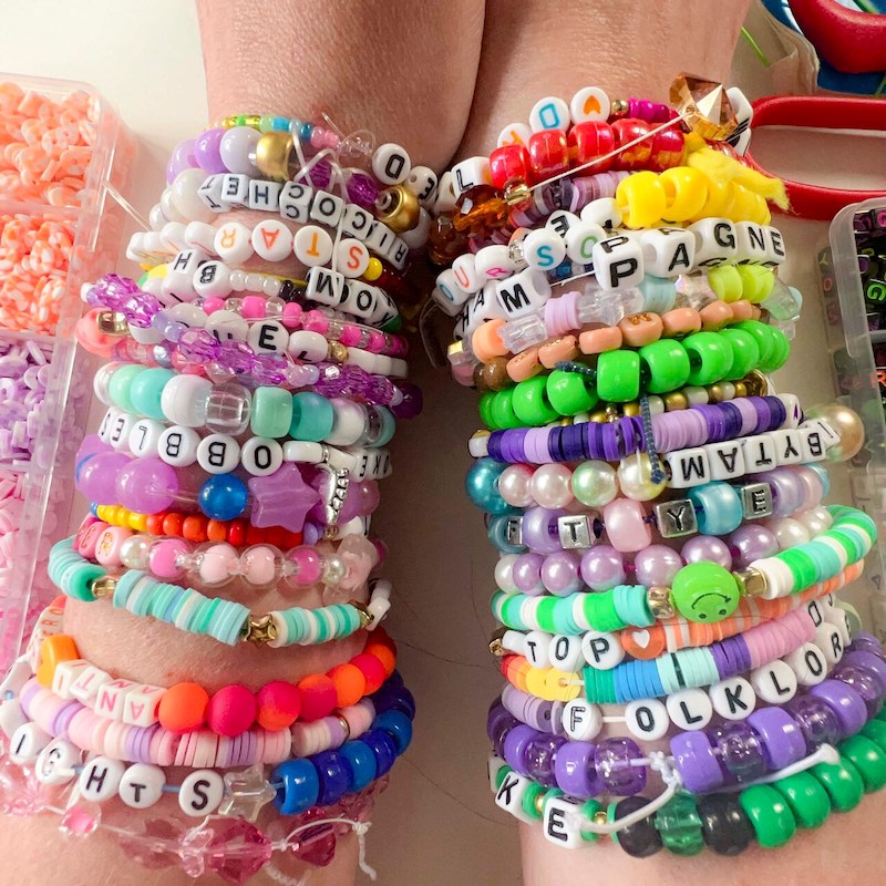 taylor swift friendship bracelets