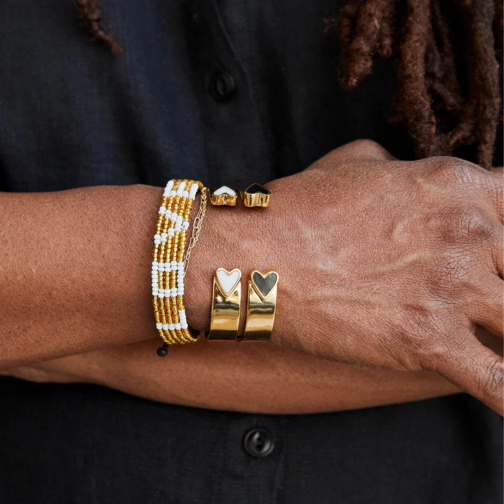 The Ultimate Guide of How to Stack Bracelets