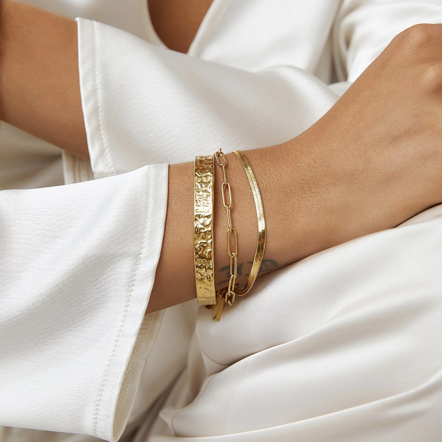 How to Stack Bracelets: Craft a Unique Bracelet Stack