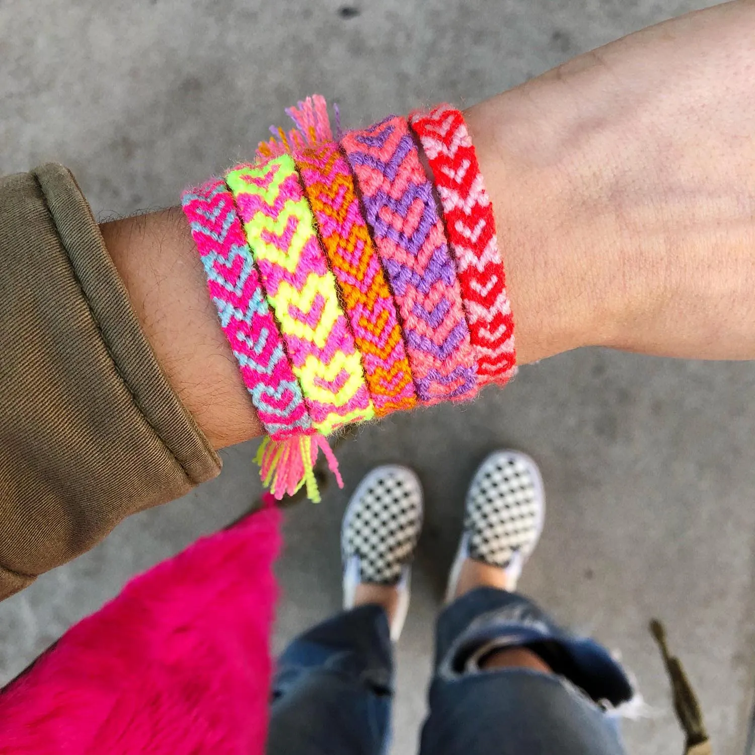 Creative Patterns for Different Types of Friendship Bracelets